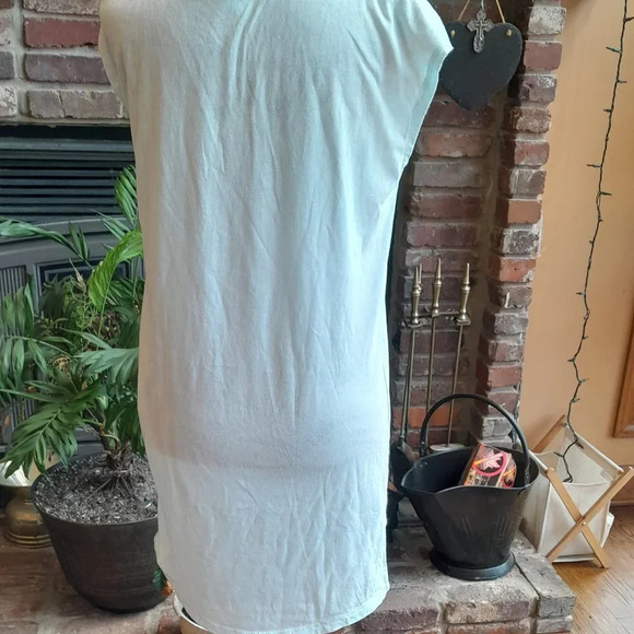 Minnie Mouse Sleep Shirt NWOT - Picture 4 of 5